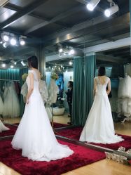 -LANYI COUTURE高级婚纱礼服改衣店