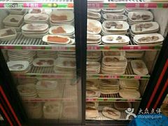 -怡人怡口牛排海鲜自助(飞龙大厦店)