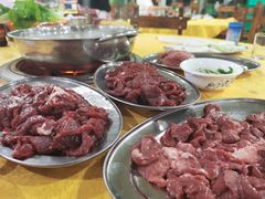 -五洞培记山庄·鲜牛肉火锅
