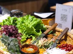 香茅草烤鱼配过手米线-壹霖·洱语云南菜(方恒国际店)