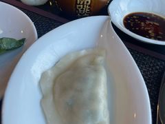 -怡豪大饭店·银顶旋转餐厅