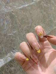 -米小兔美甲美睫