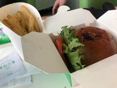 好吃的汉堡包呀-龙治汉堡(中华城店)
