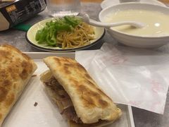 -高玛纳驴肉火烧(一世界店)