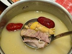 -余欢领鲜火锅(新街口店)