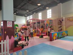 -蒙特利亲子乐园