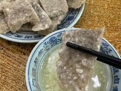 老北京炸灌肠-门框胡同百年卤煮(新街口店)