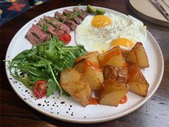 侧腹牛排蔬菜碟-Brut Eatery悦璞食堂(建国东路店)