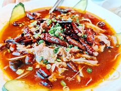 黄汁酸汤浸肥牛-至潮餐厅精致粤菜·活鲈鱼·走地鸡(珠江新城店)