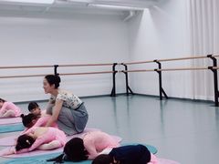 -中央芭蕾舞团·中芭艺蕾(酒仙桥明星校区)