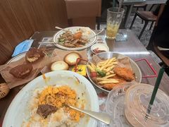 -兴华里茶记(禅城同济首店)