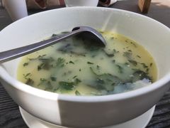 -几个木匠匠人厨房