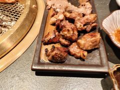-铭牛烧肉·和牛海鲜自助(高新月牙湖店)