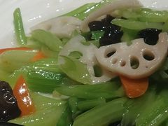 -八大碗·精致东北菜(东陵西路店)