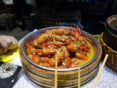 蒜泥龙虾-云晓光头烧烤吧(新大陆广场店)
