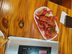 -哈尔滨小酒馆·鲜肉现穿自助烧烤(康新花园店)