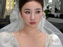 -金夫人化妆摄影职业培训学校