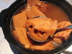 -五稻厨房粤西菜(新闻店)