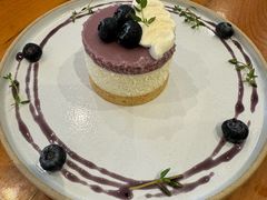 -Chom Cafe and Restaurant
