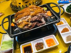 蒙古烤羊背-德乐海蒙餐