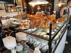 面包甜点陈列柜-仙峰天然面包(迎宾路店)