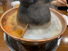 鸳鸯锅-楼外楼大刀肉传统火锅居(博学路店)