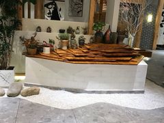 -墨居上隐·院子里火锅(峨眉店)