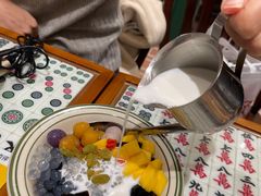 超级桃胶芋圆-堂屋糖水店(愚园店)
