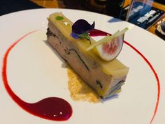 黑菌层鹅肝派配梨啫喱-AZUL by FUEL蓝色·法式酒馆(琶醍店)