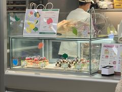 面包甜点陈列柜-PAOPAO Bakery&Café(港汇店)