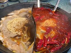 -鸿姐老火锅(疁城新天地店)