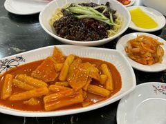 -桃园中华料理炸酱面(燕儿岛路店)