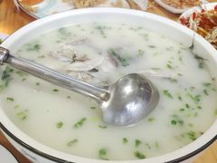 -美顺香食府鱼头老店(雪野湖店)