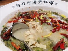 -江渔儿酸菜鱼·拔草餐厅(虎门君乐汇店)