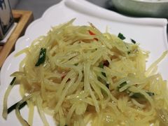 小米辣爱上土豆丝-京城小江南·北京烤鸭·江南土菜·白鱼(中关村店)
