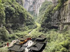 -龙水峡地缝景区