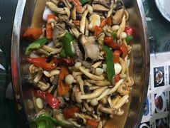 -临街徽菜馆·正宗黄山味