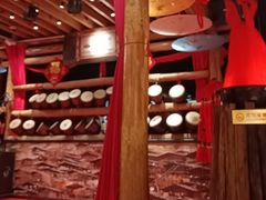 -老滇山寨•云南特色菜•地方菜•民族风情歌舞表演(金碧店)