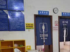 -领晟体育蓝天花园室内游泳馆