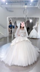 -艾米丽婚纱礼服