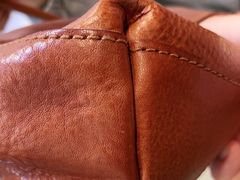 -爱革·洗衣改衣·洗鞋修鞋·洗包修包·奢侈品护理(宝地广场店)