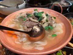 -云海肴·汽锅鸡·云南菜(天山百盛优客店)