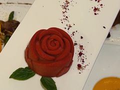 -又见马甲M8融合西餐厅(体育中心店)