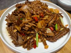 爆炒腰花-闫府私房菜·百年鲁菜(恒隆店)