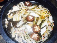 -销魂美蛙鱼头火锅(上海首店)