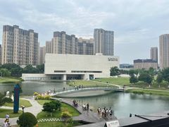-李自健美术馆