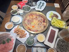 -小天鹅火锅·一线江景洪鼎旗舰店(洪崖洞店)