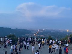 -鬼笑石后山停车场
