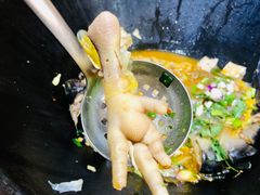 -老刘生态大鱼坊铁锅炖鱼(赛马场店)