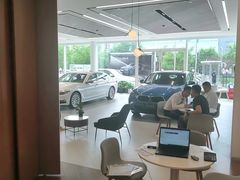 -北京宝诚宝马4S店